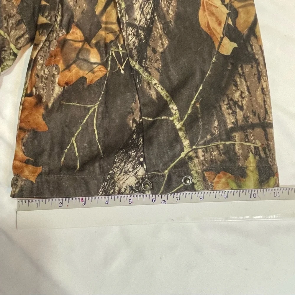Woolrich Camouflage Men's Pants. Size M. Snap cuff. Hunting. Pre-owned. Outdoor.